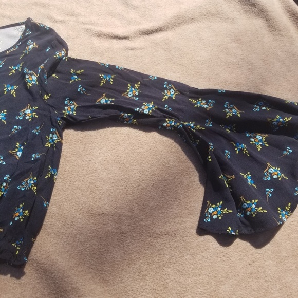 Chelsea and Violet Long Sleeve Shirt Floral Black - Picture 3 of 8